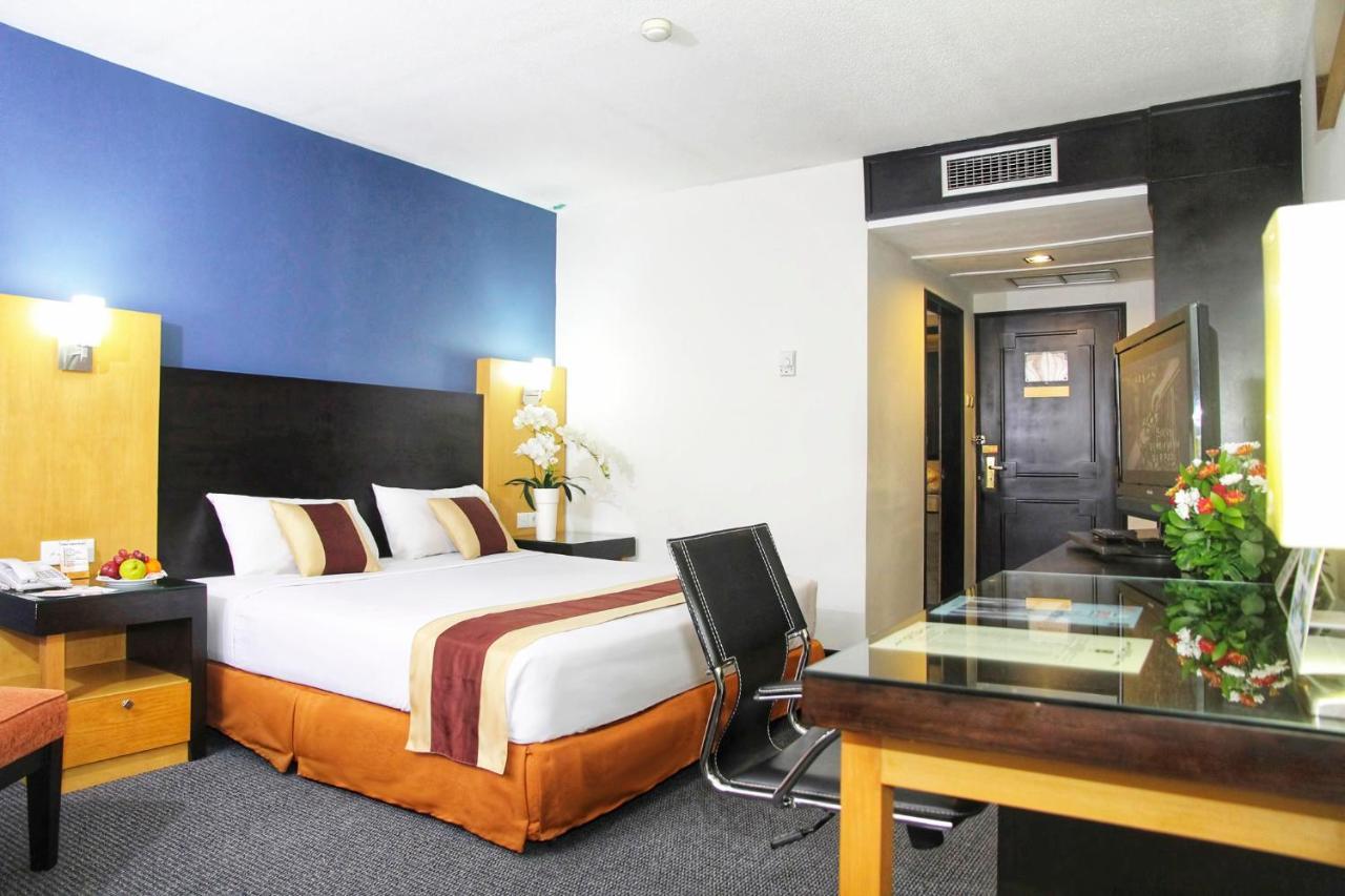Jayakarta Hotel Jakarta Exterior photo
